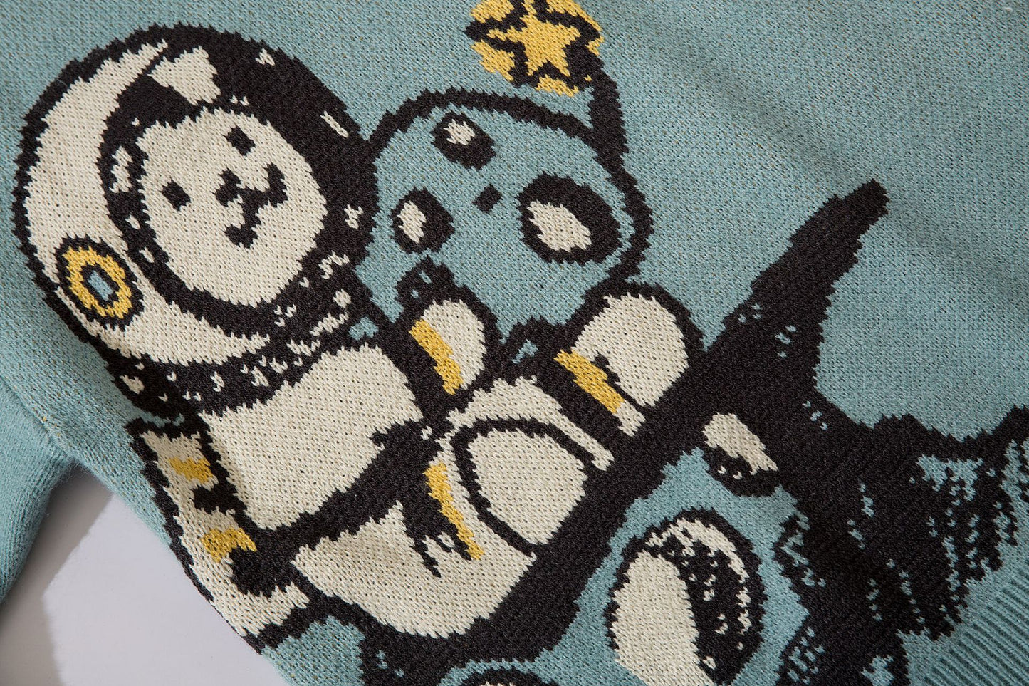 Retro Cartoon Jacquard Round Neck Sweater Loose Casual